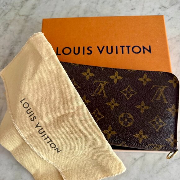 Louis Vuitton Handbags - Louis Vuitton Monogram  Wallet